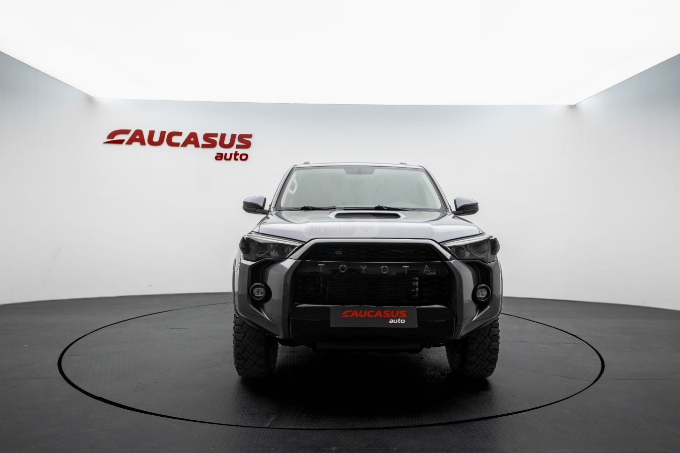 Toyota 4 Runner - фото 2