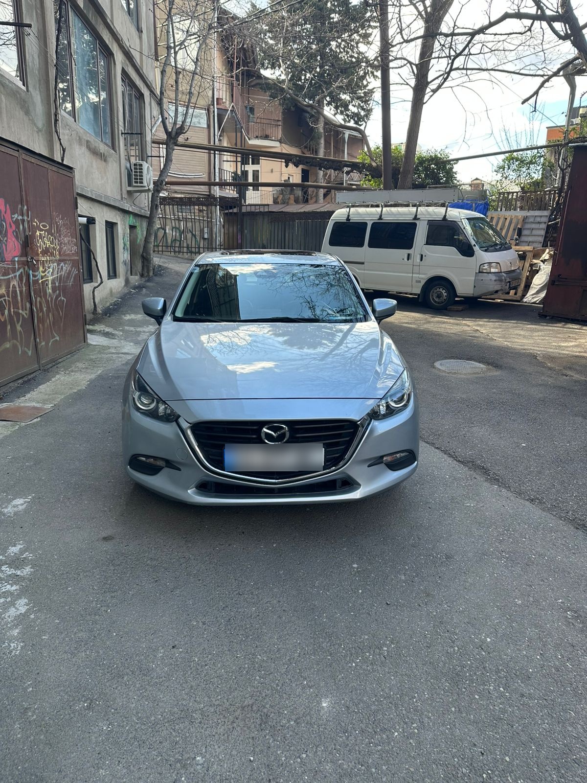 Mazda Mazda 3 - фото 1