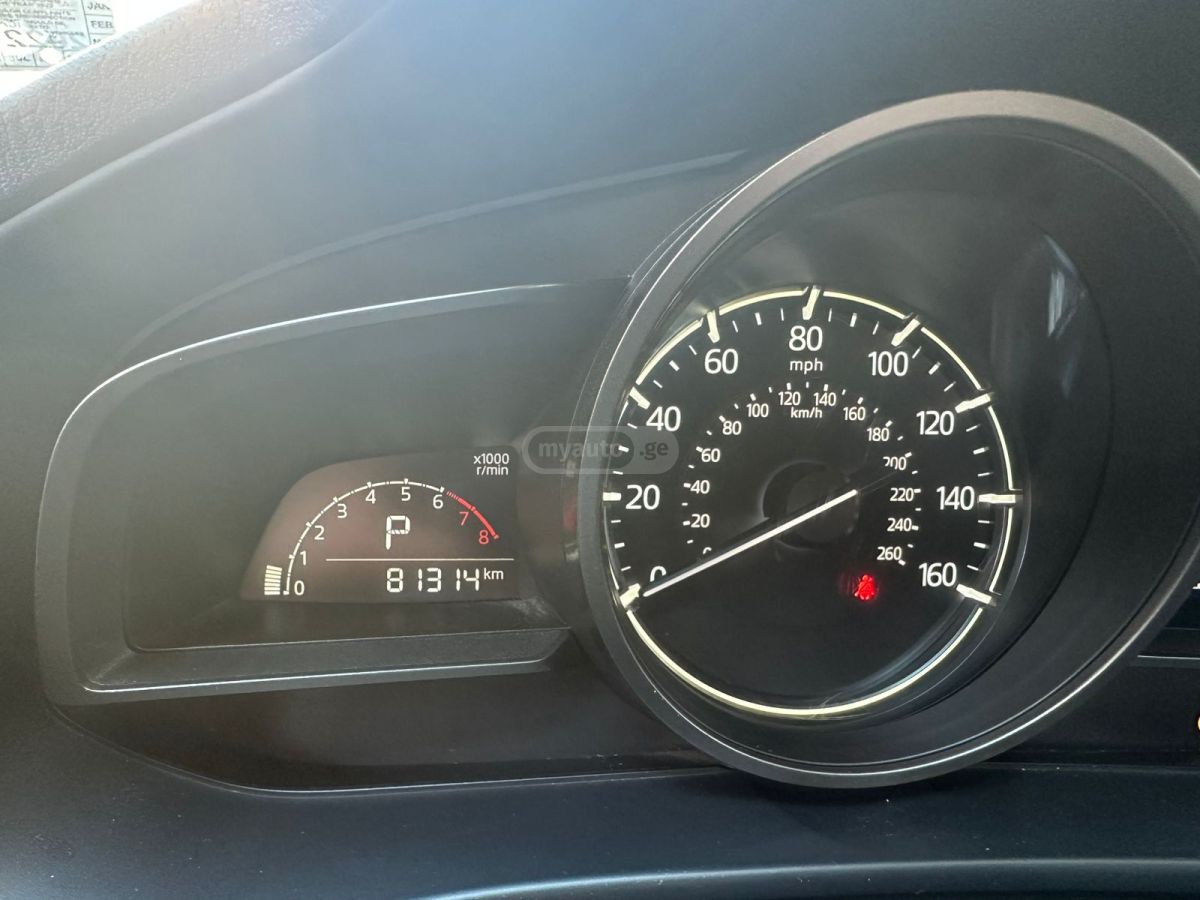 Mazda Mazda 3 - фото 3