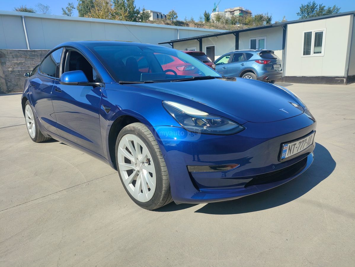 Tesla Model 3 - фото 7