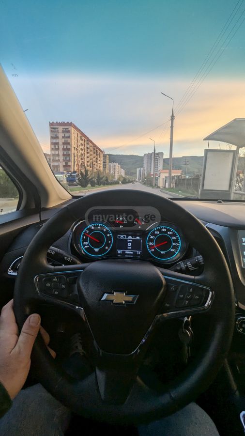 Chevrolet Cruze - фото 6