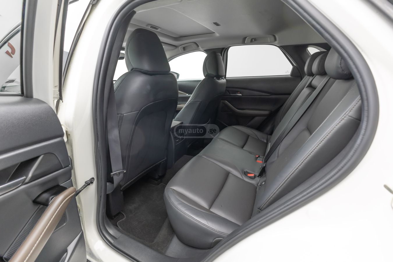 Mazda Mazda CX-30 — миниатюра 8