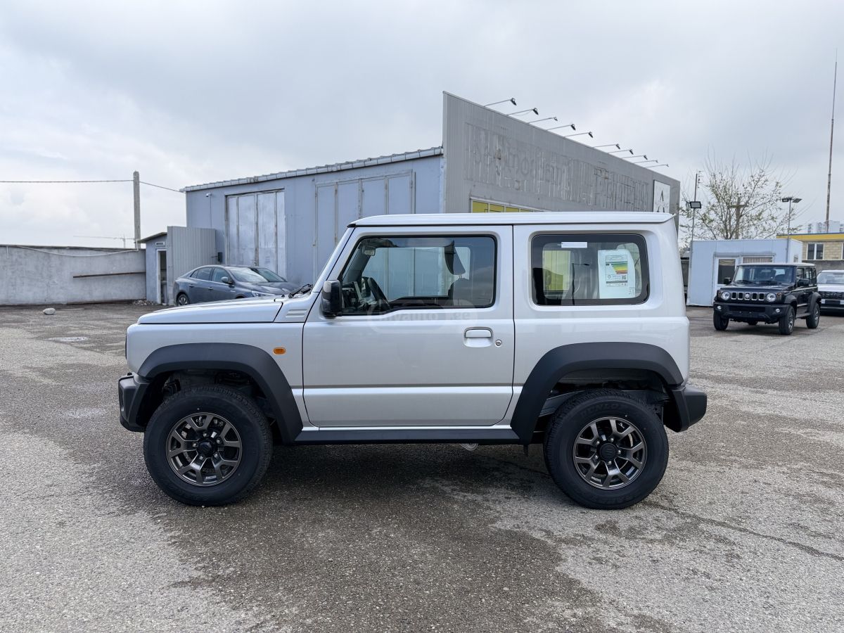 Suzuki GLX 2025 — миниатюра 2