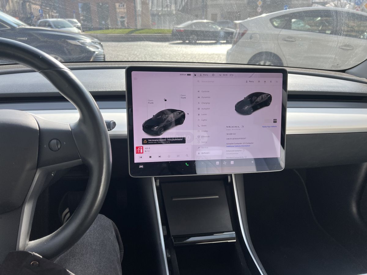 Tesla Model 3 - фото 7