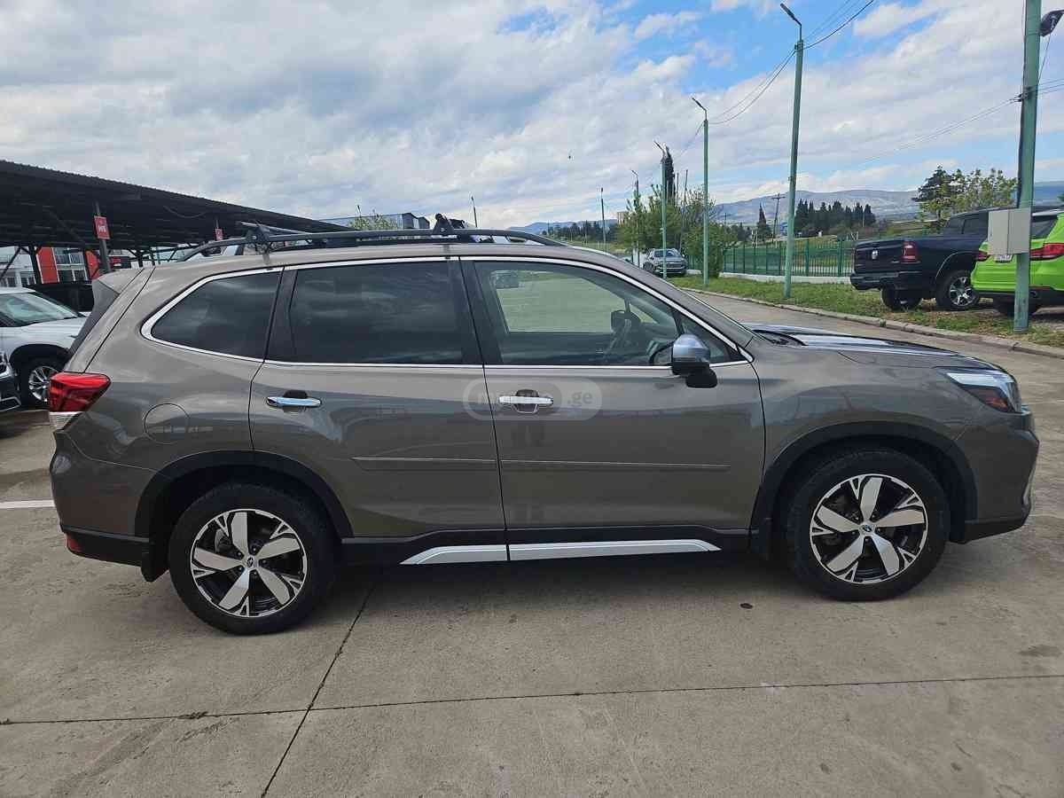 Subaru Forester - фото 8