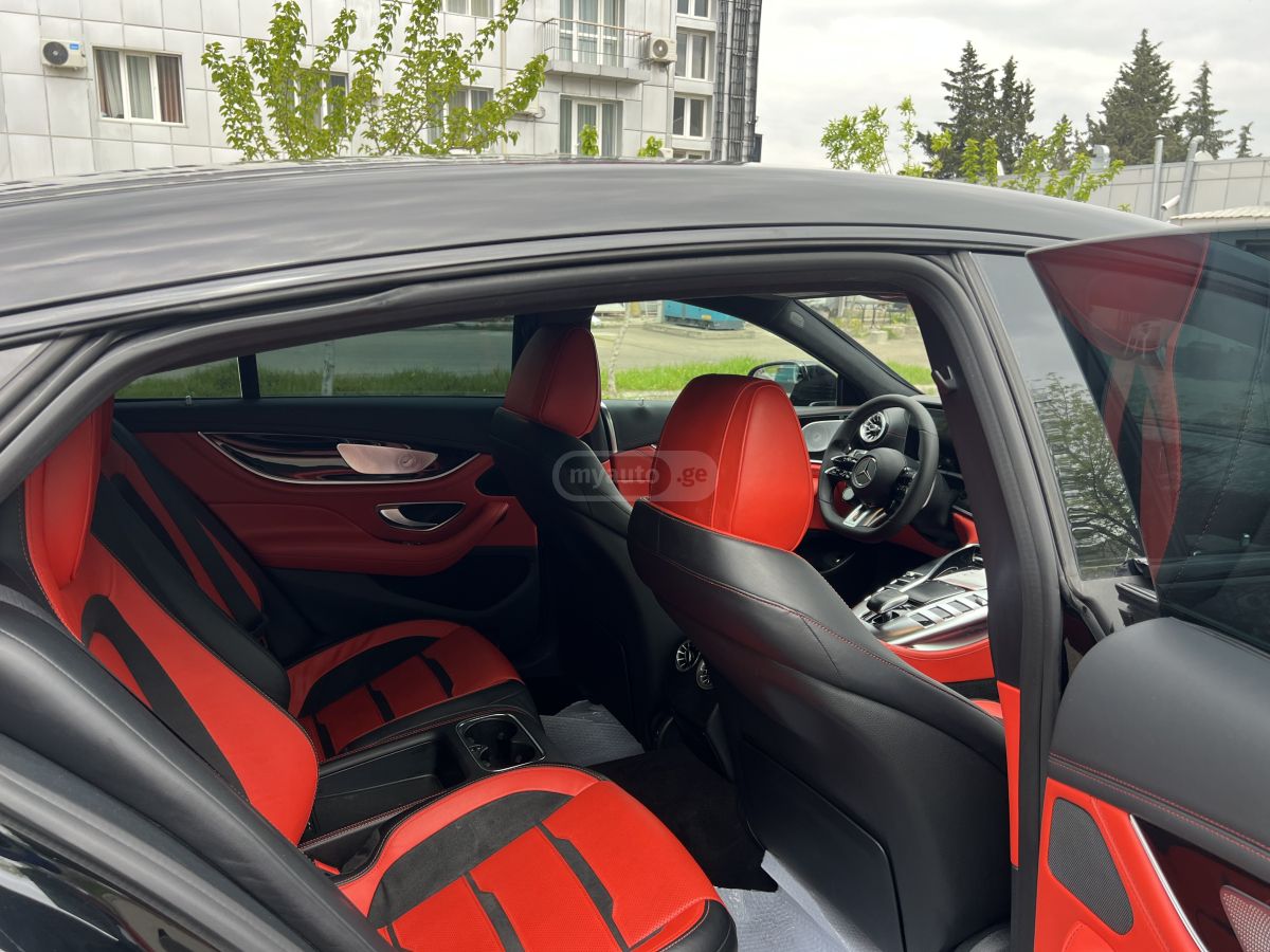 Mercedes-Benz AMG GT 53 - фото 8