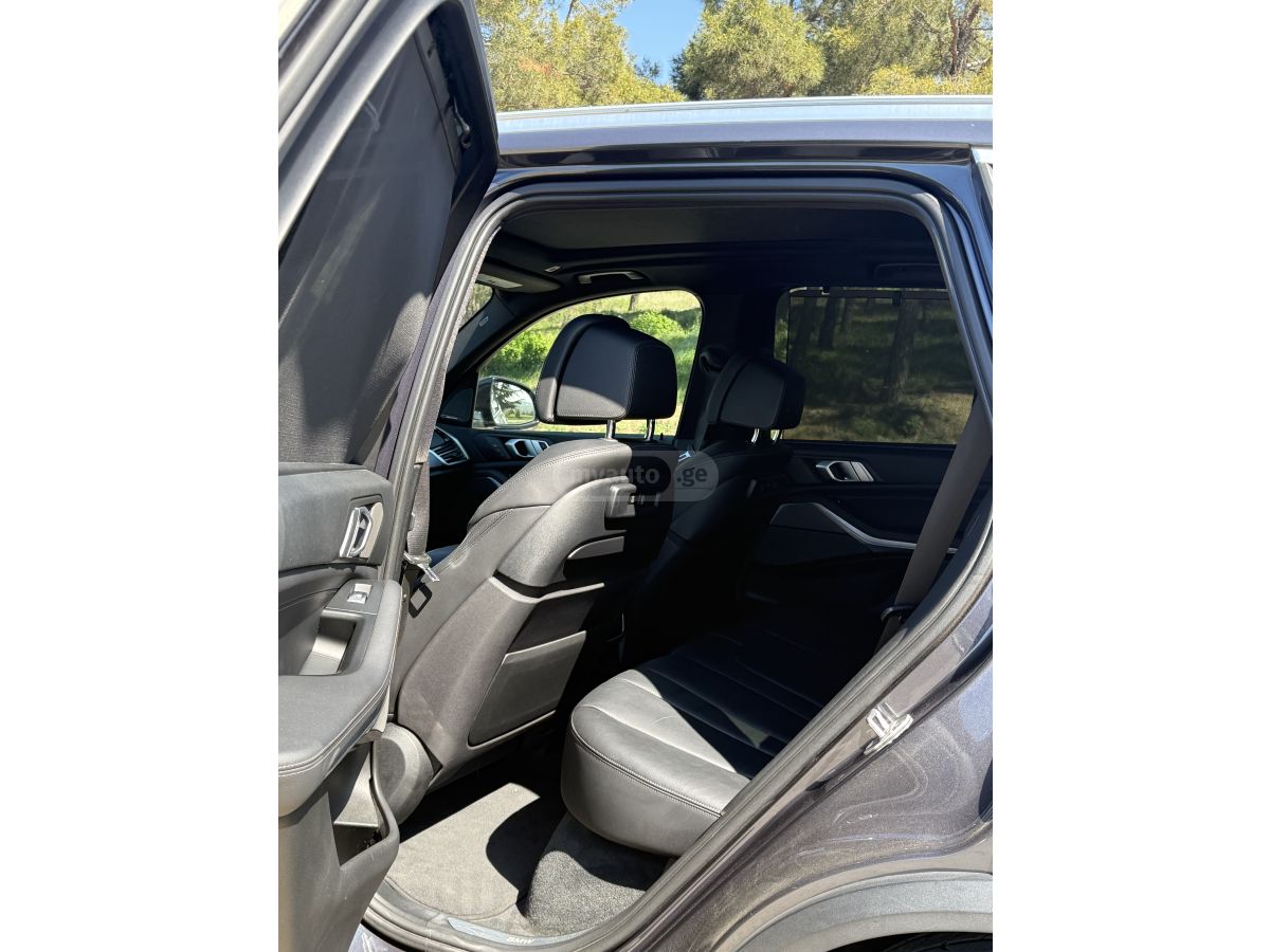 BMW X5 - фото 7