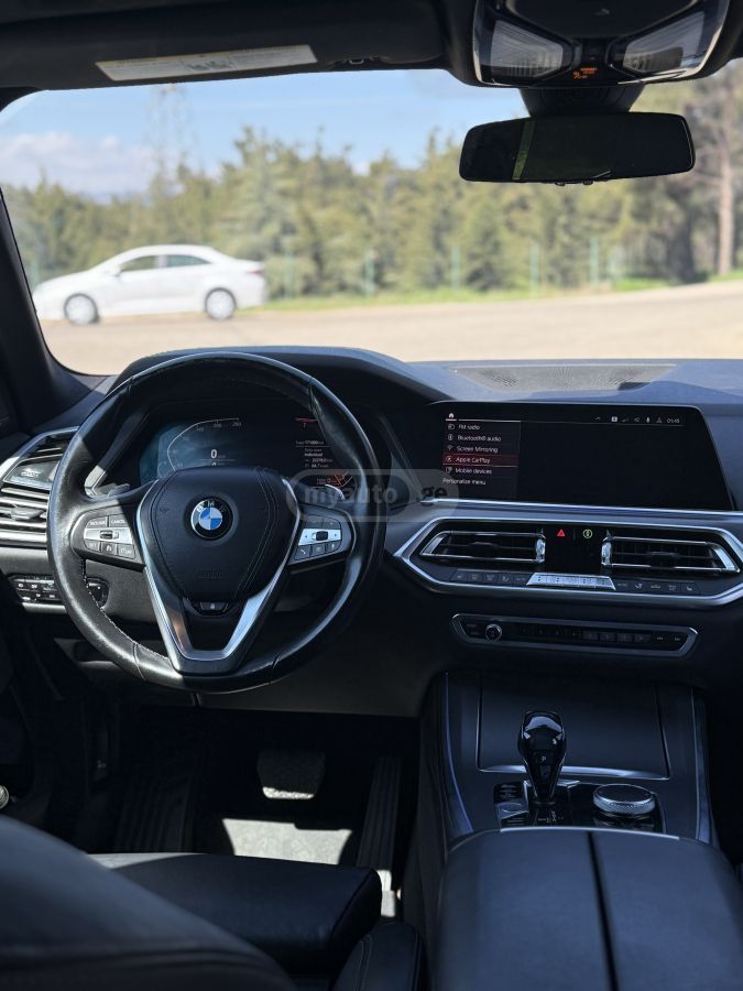 BMW X5 - фото 8
