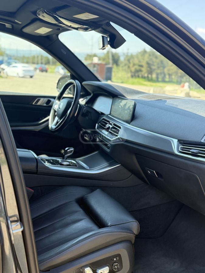 BMW X5 - фото 9