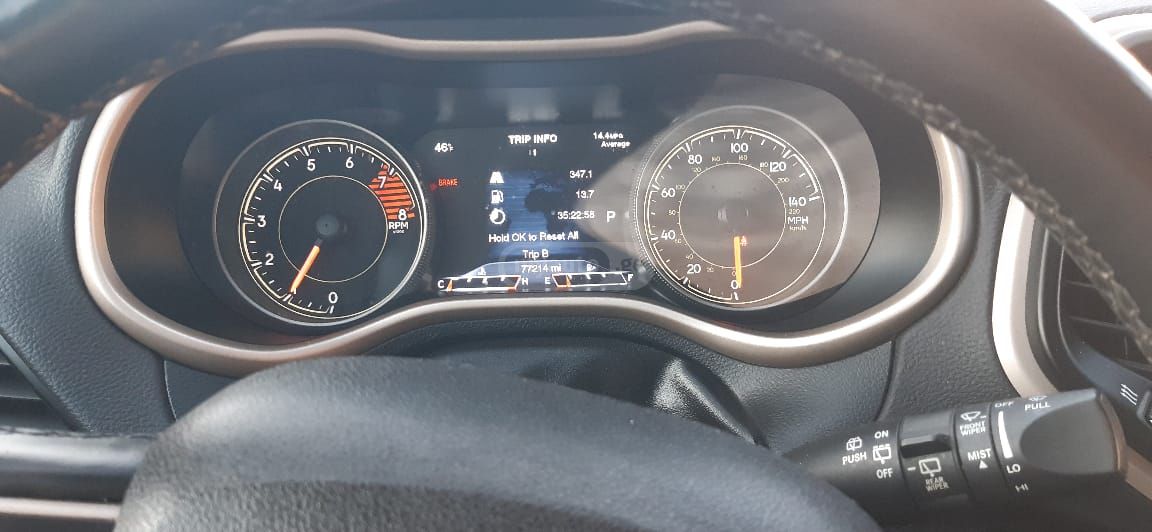 Jeep Cherokee - фото 8