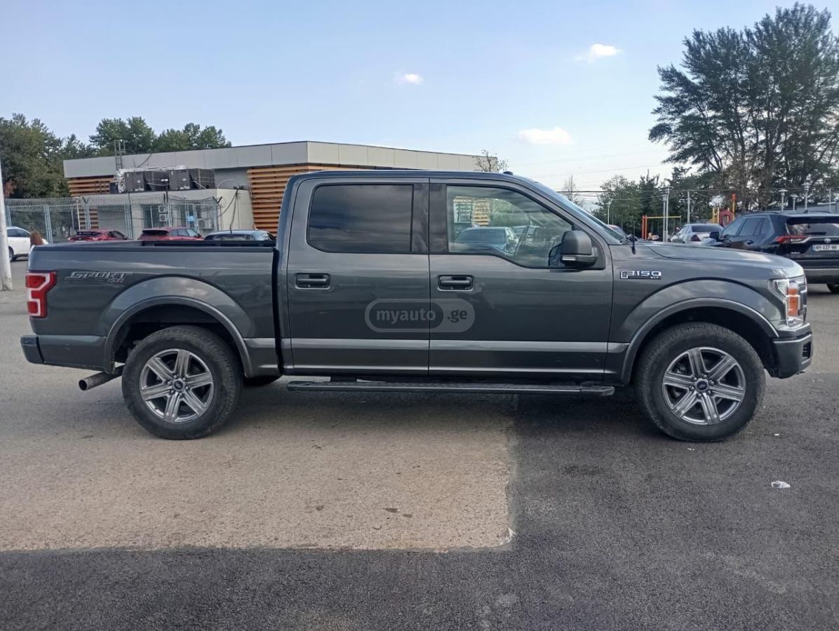 Ford F150 - фото 4