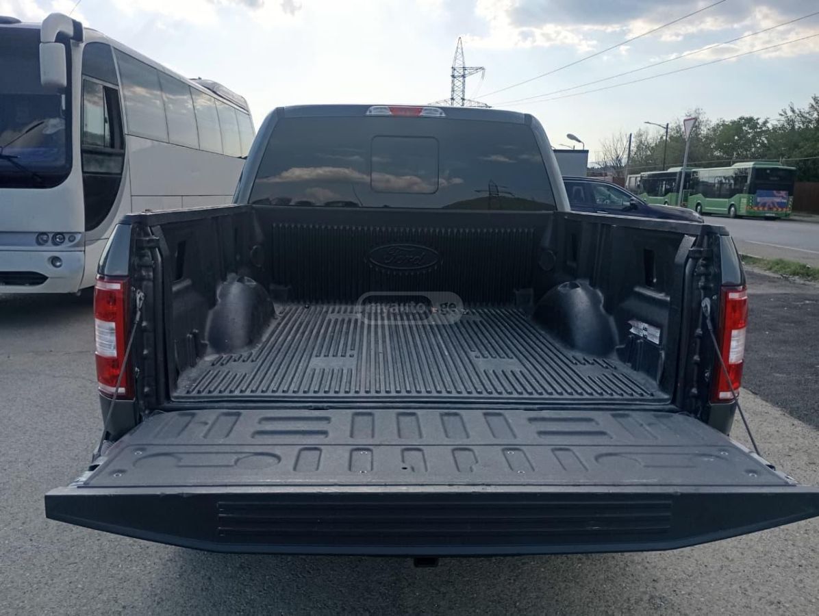 Ford F150 - фото 6