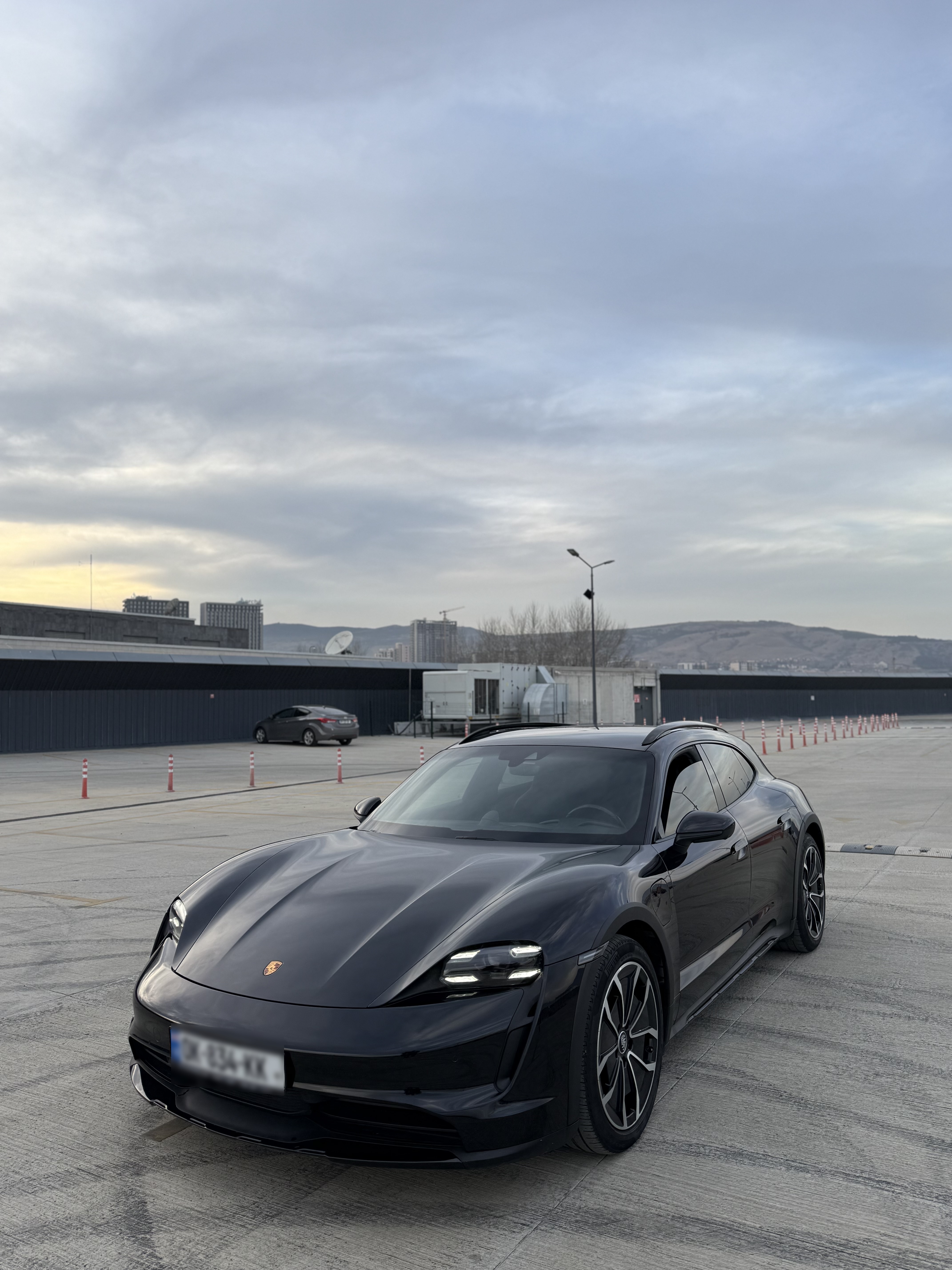 Porsche Cross turismo — миниатюра 5