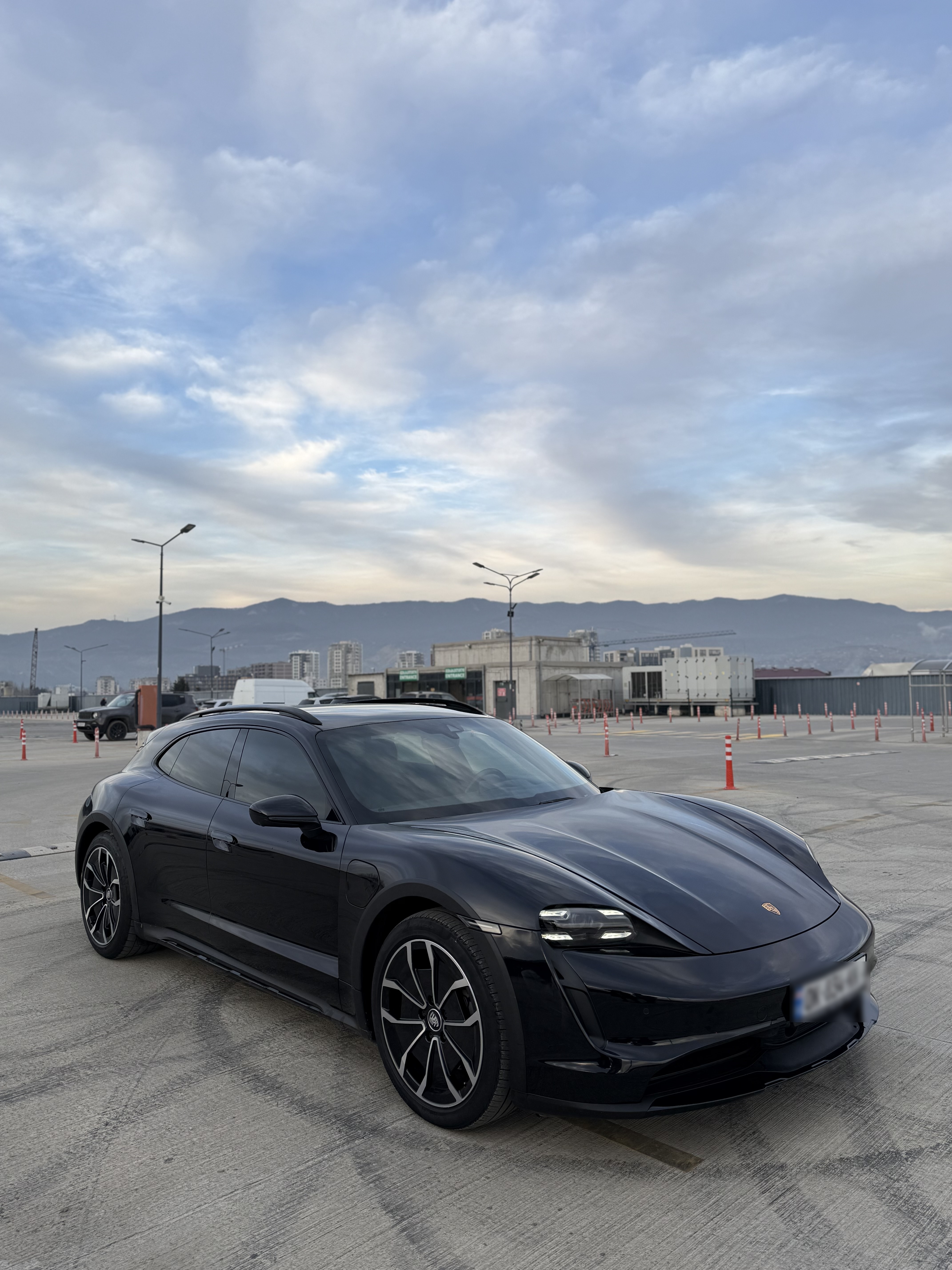 Porsche Cross turismo — миниатюра 6