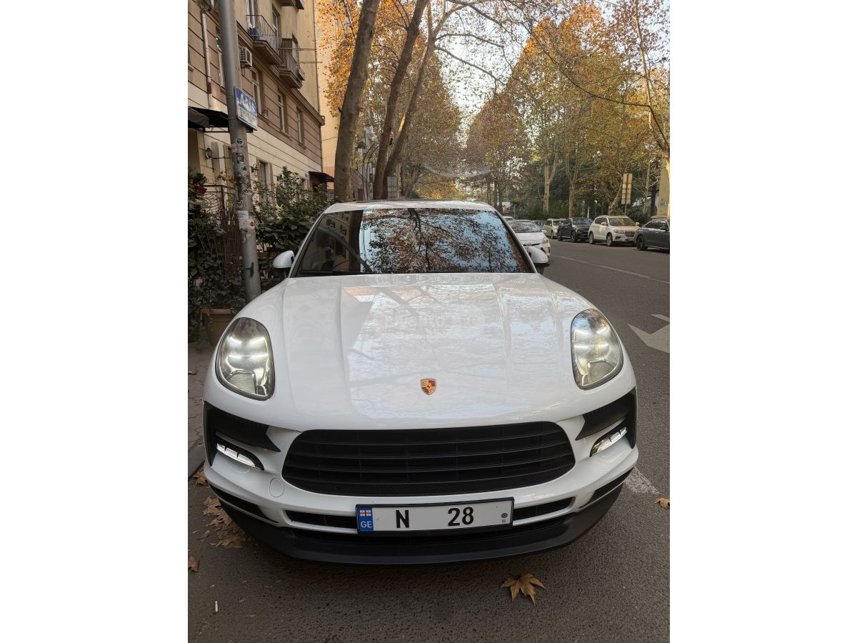 Porsche Macan - фото 1