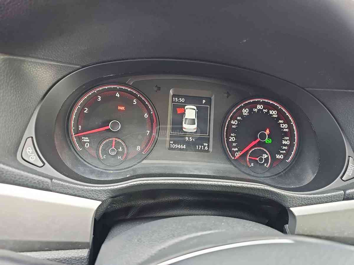 Volkswagen Volkswagen Passat — миниатюра 10