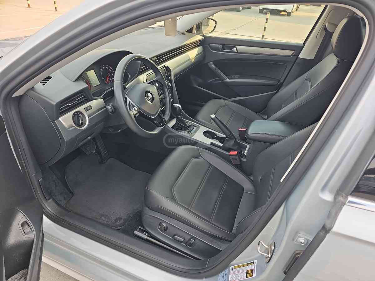 Volkswagen Volkswagen Passat — миниатюра 9