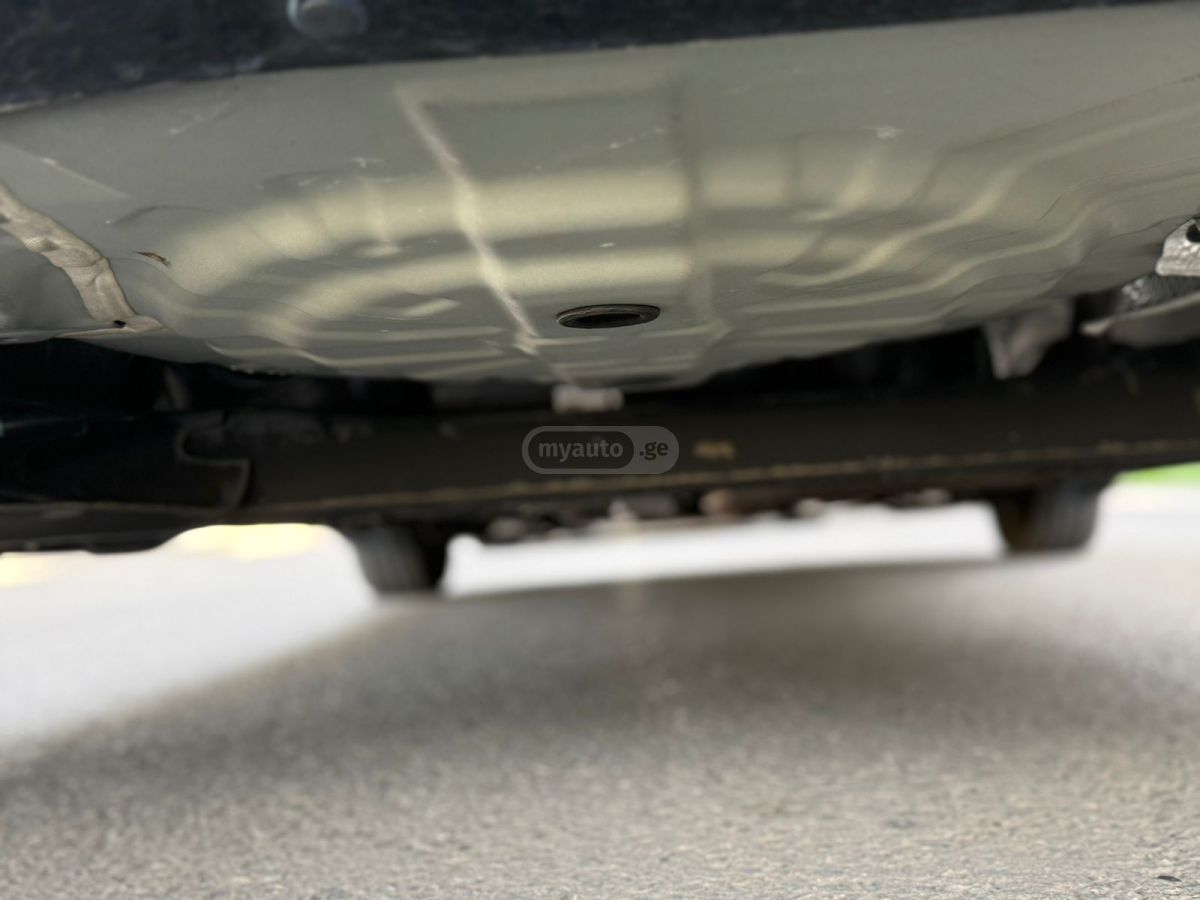 Nissan Note - фото 12