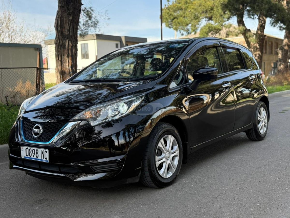 Nissan Note - фото 2