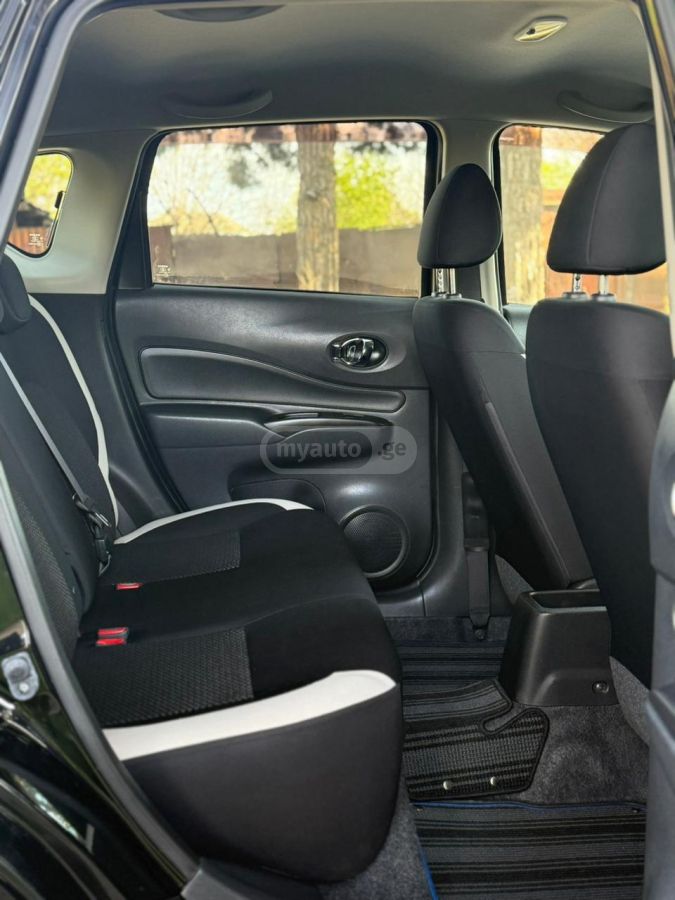 Nissan Note - фото 9