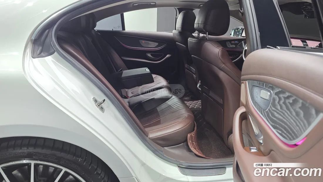 Mercedes-Benz CLS 400 2021 — миниатюра 11