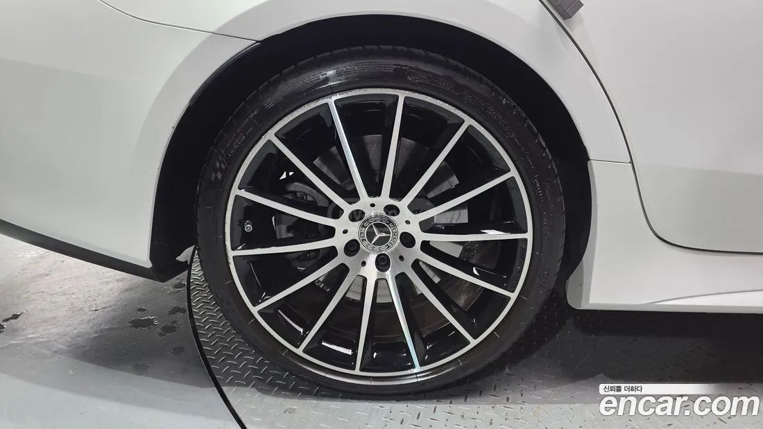 Mercedes-Benz CLS 400 2021 — миниатюра 5