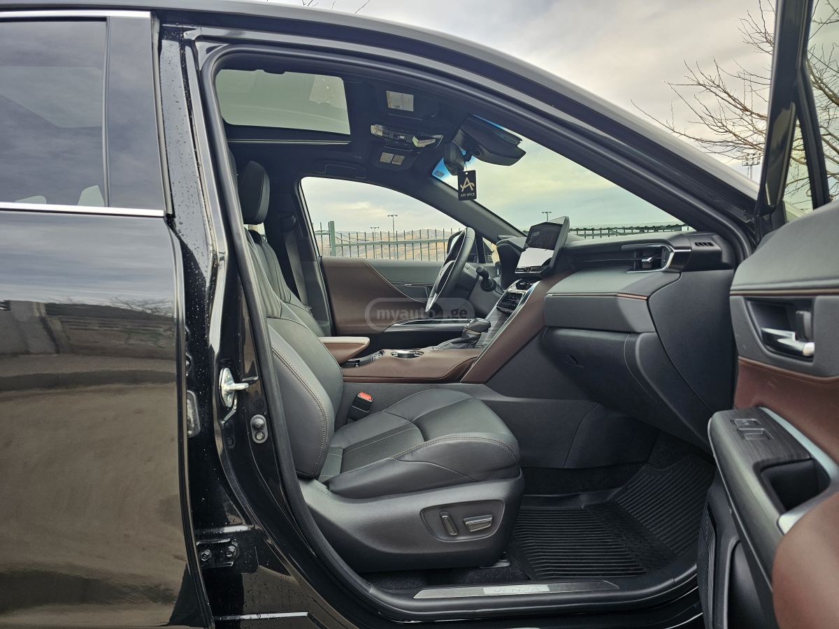 Toyota Venza Limited 2024 — миниатюра 11