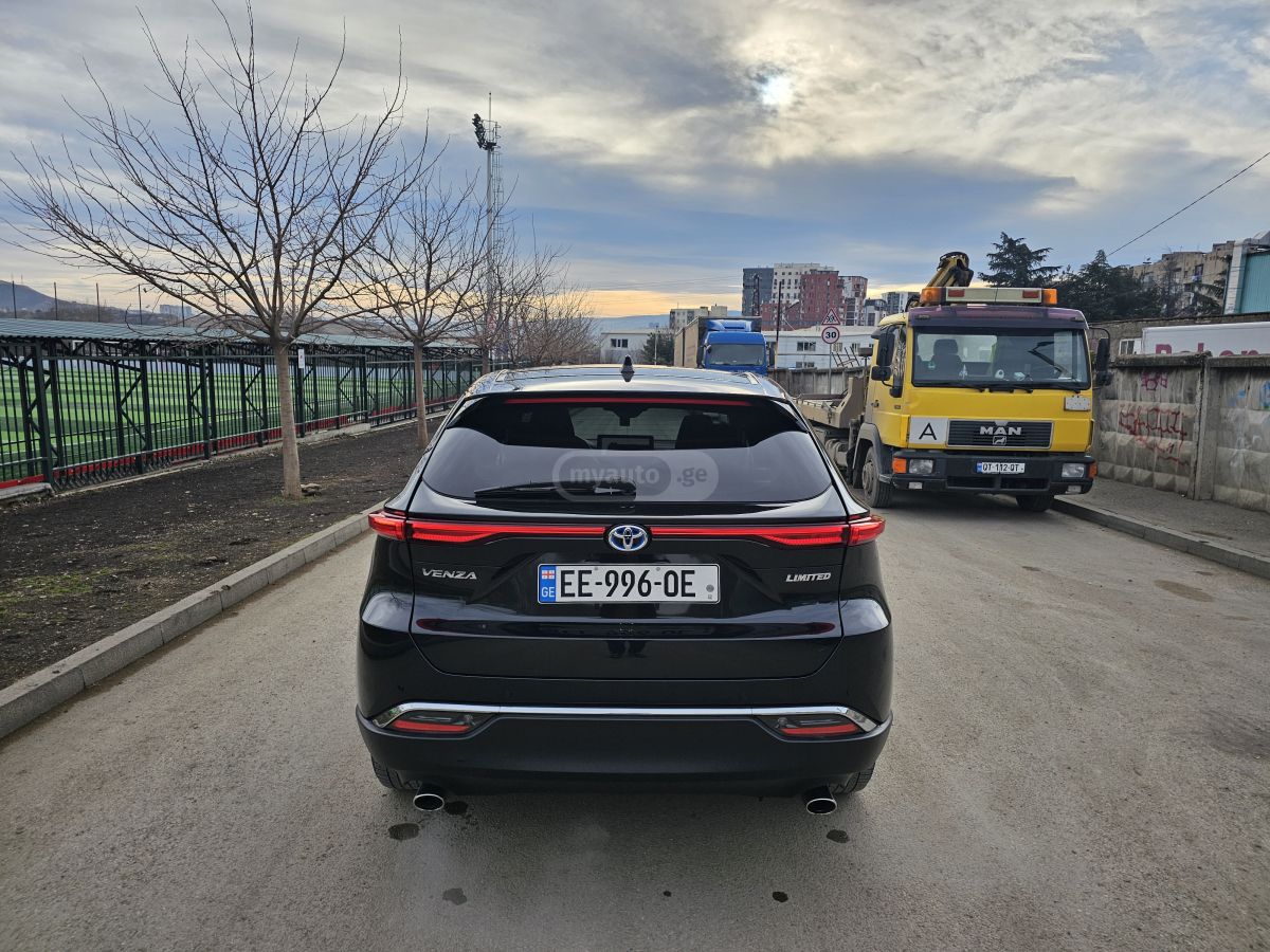 Toyota Venza Limited 2024 — миниатюра 5