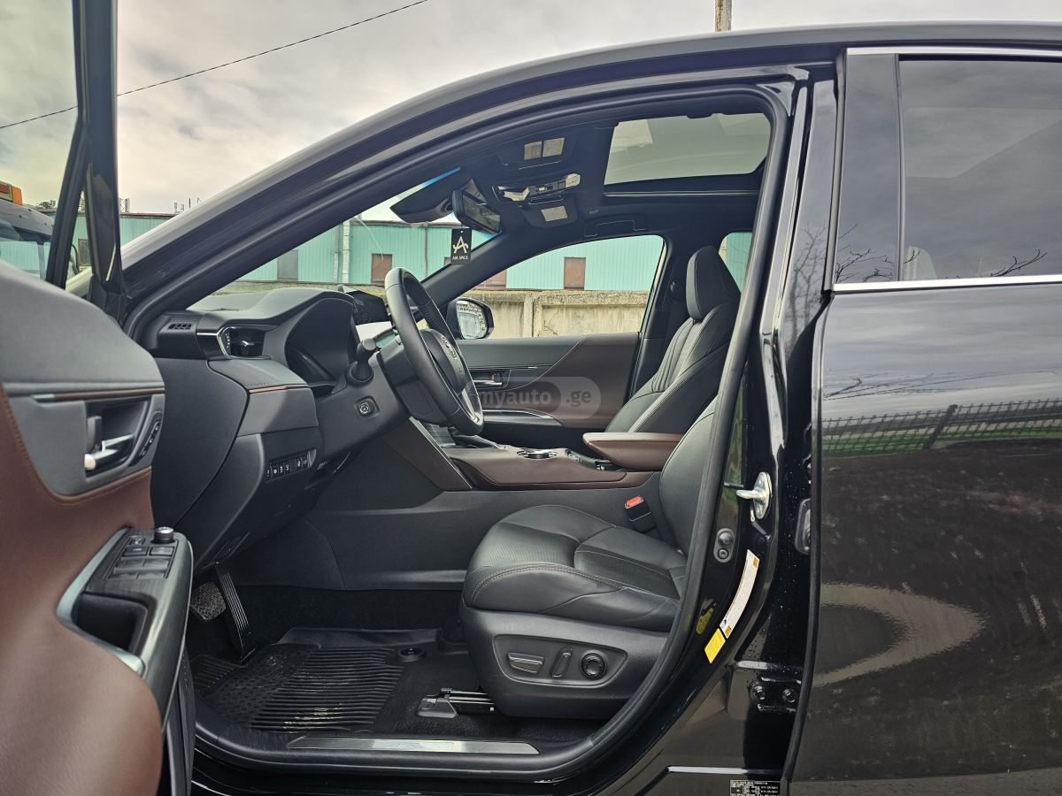 Toyota Venza Limited 2024 — миниатюра 8