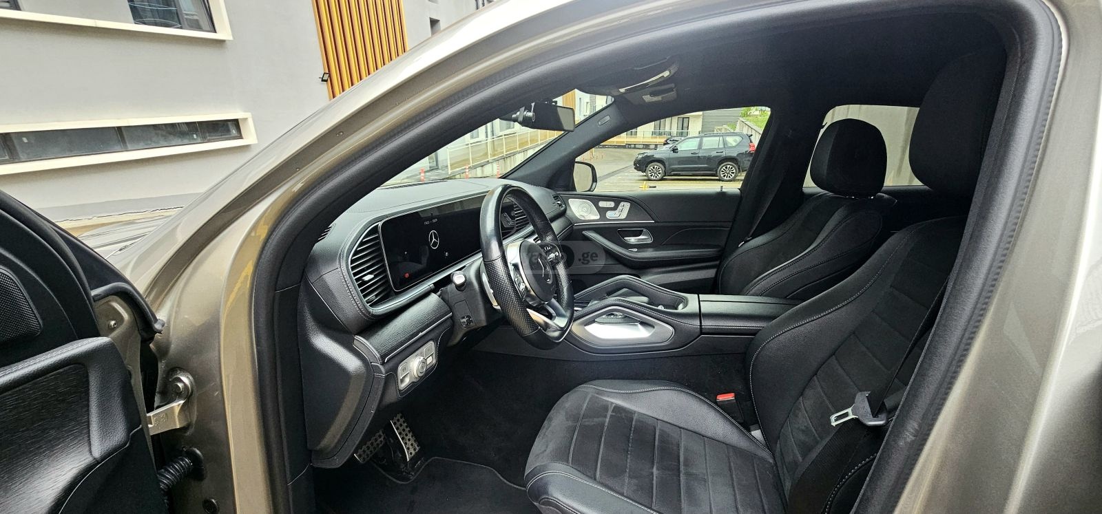 Mercedes-Benz GLE 450 AMG 2023 — миниатюра 6