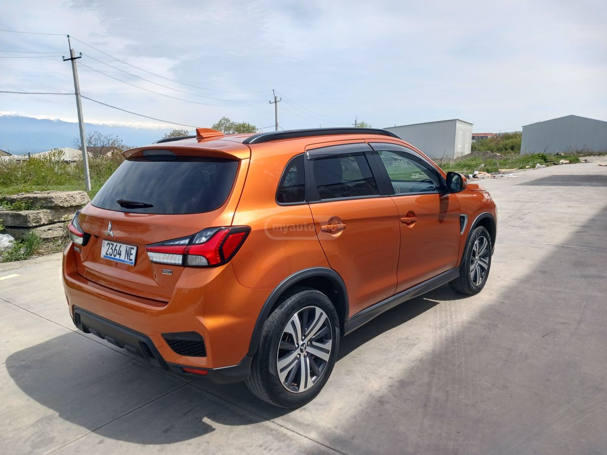 Mitsubishi Outlander Sport - фото 5