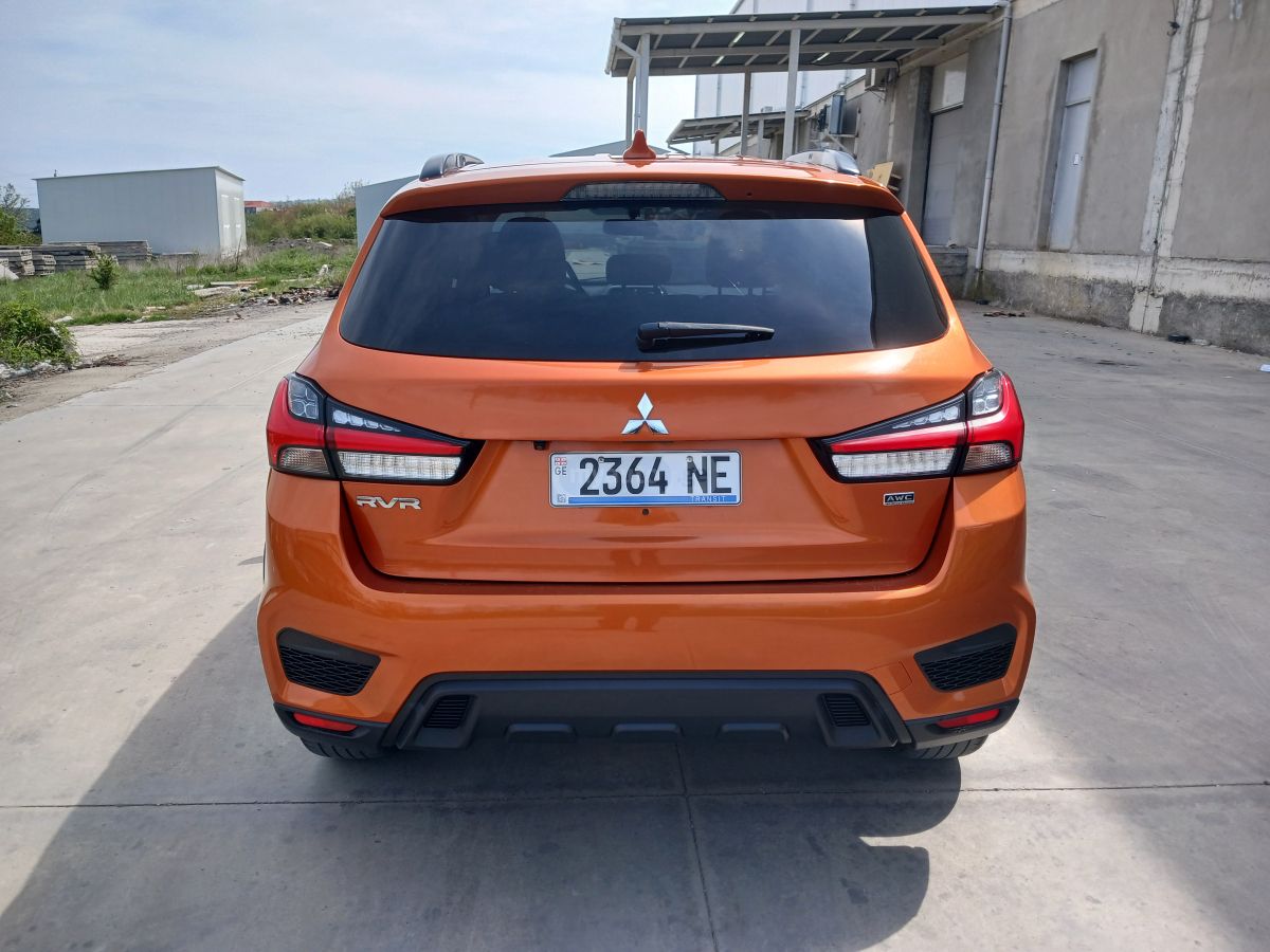 Mitsubishi Outlander Sport - фото 6