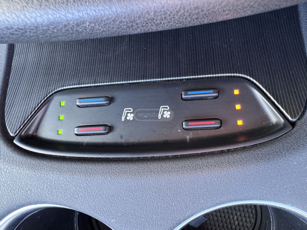 Toyota Venza - фото 13