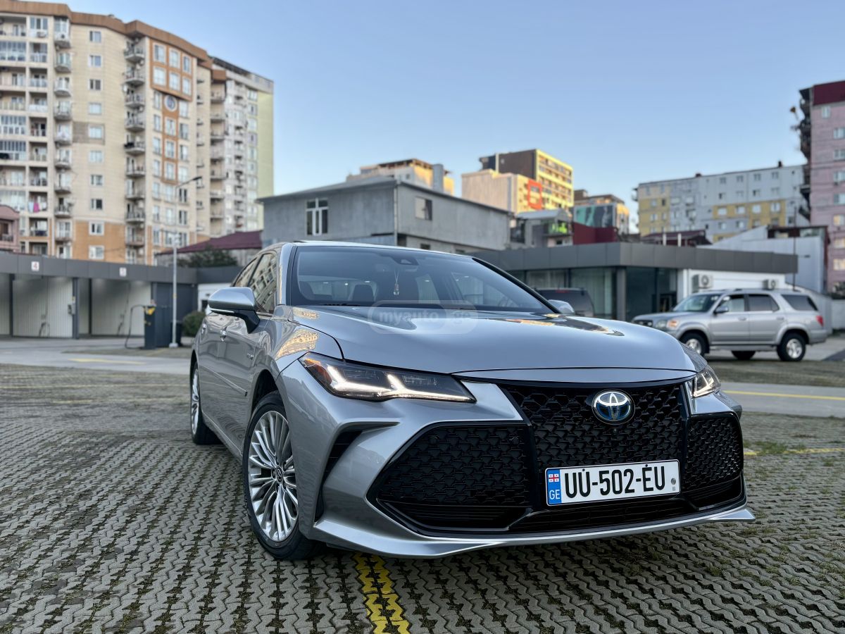 Toyota LIMITED — миниатюра 1