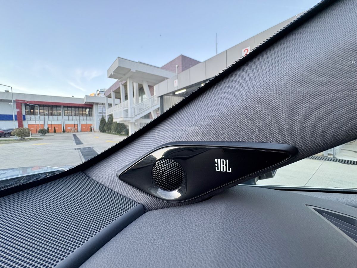 Toyota LIMITED — миниатюра 12