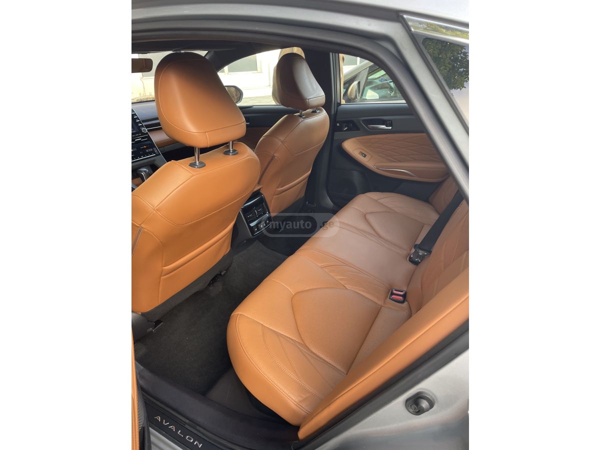 Toyota LIMITED — миниатюра 15