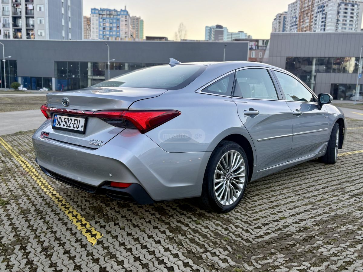 Toyota LIMITED — миниатюра 2