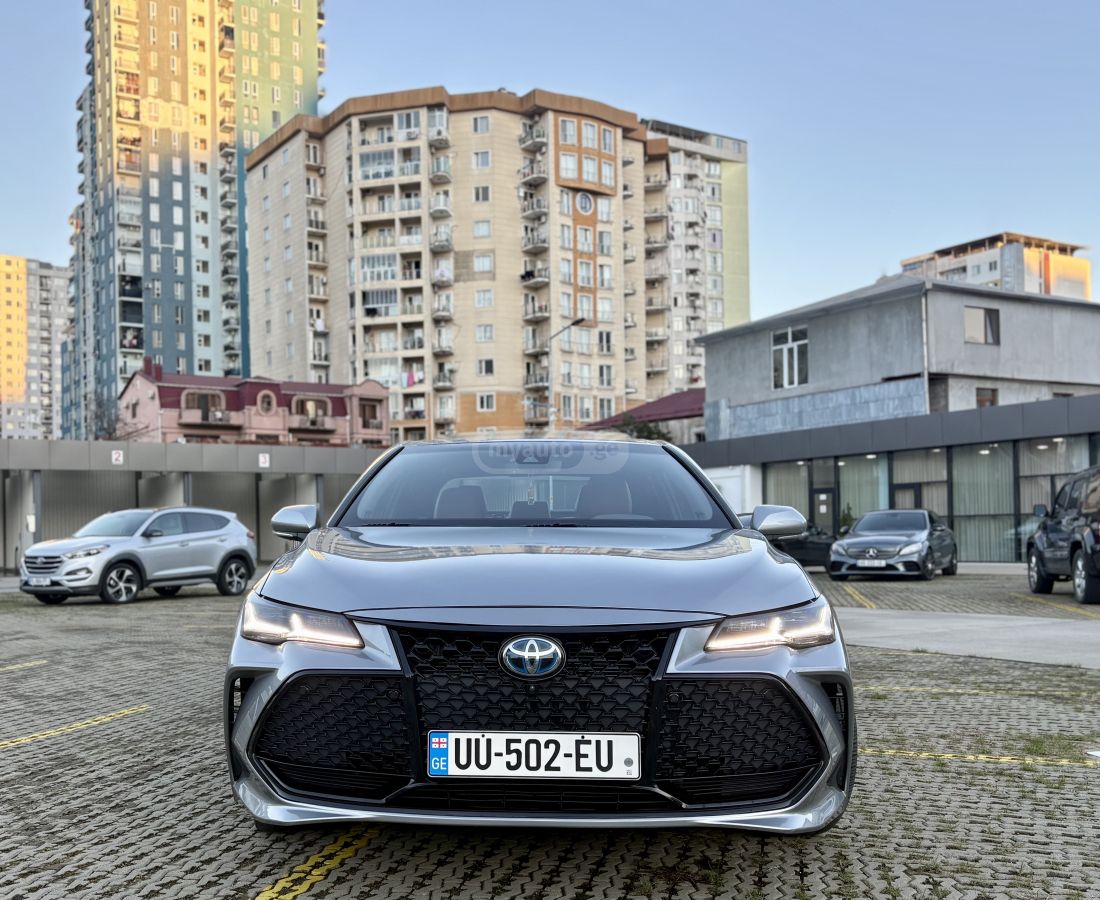 Toyota LIMITED — миниатюра 5