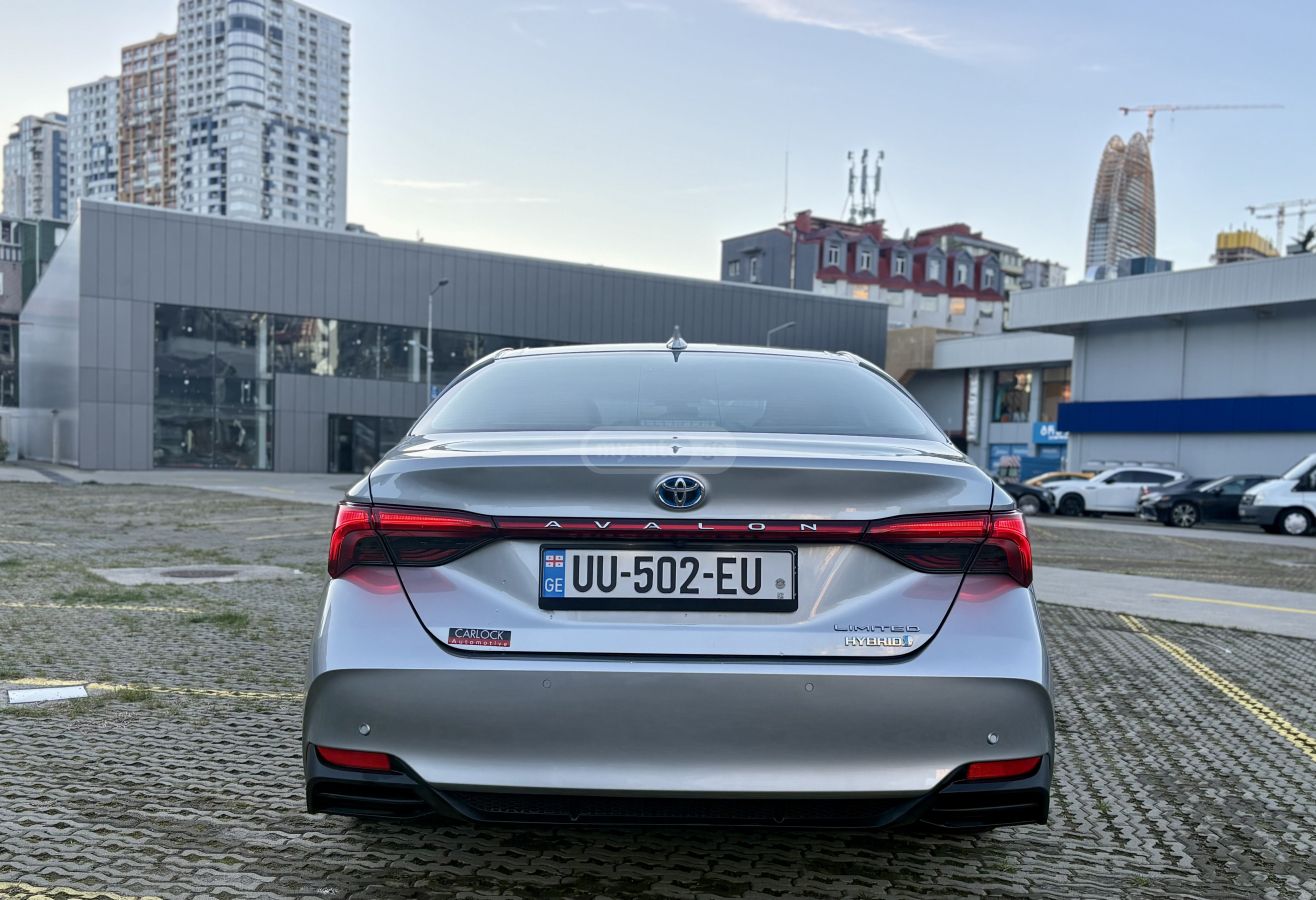 Toyota LIMITED — миниатюра 7