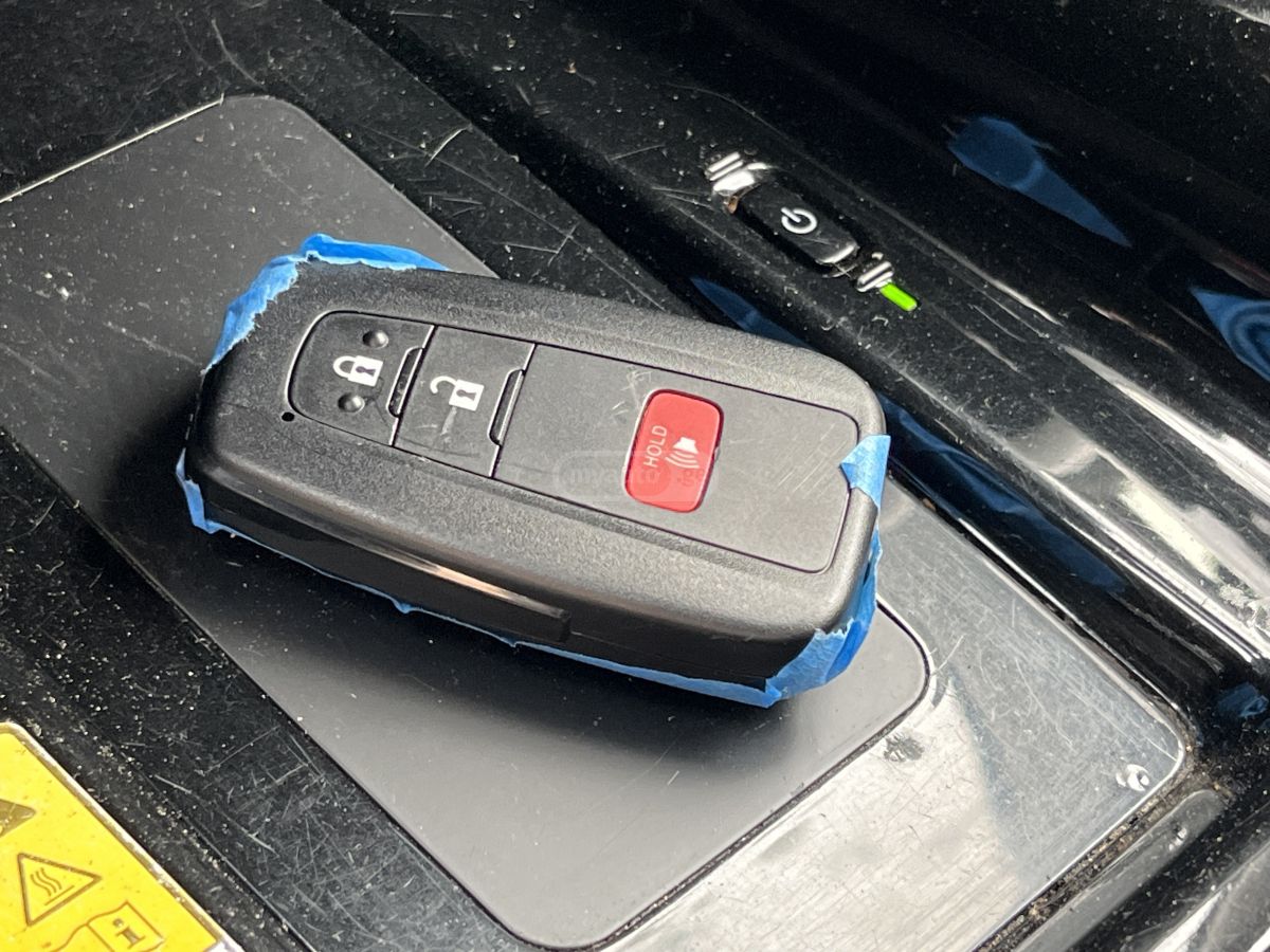 Toyota Prius - фото 7