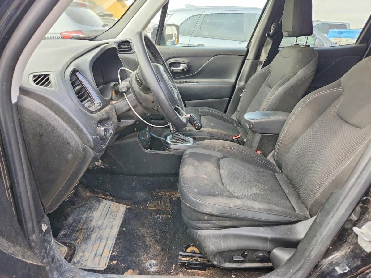 Jeep Renegade - фото 7