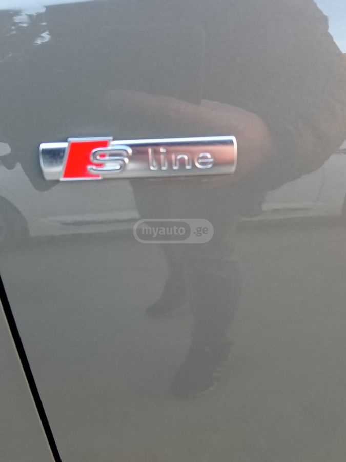 Audi 45 S line Premium 4dr All-Whee — миниатюра 15