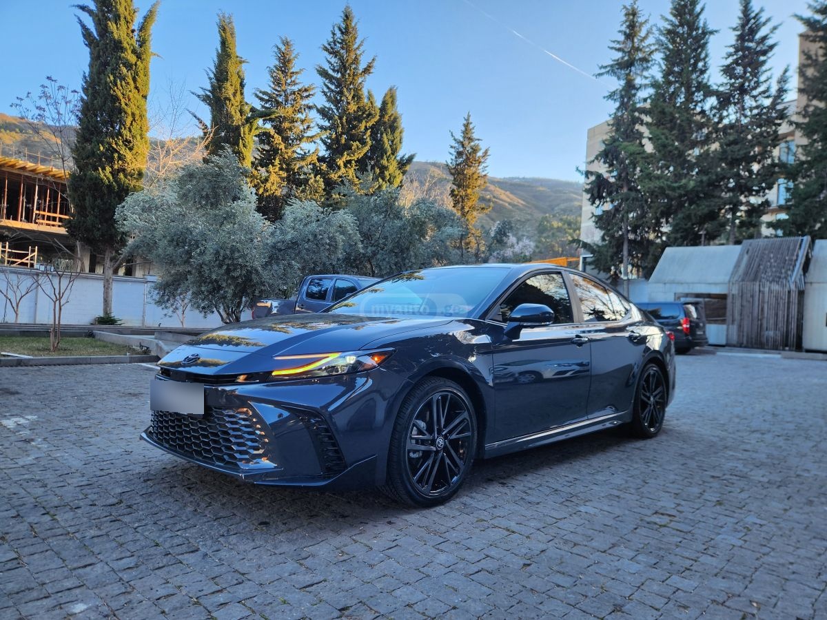 Toyota Camry - фото 6
