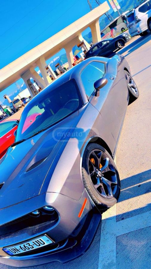 Dodge Challenger - фото 5
