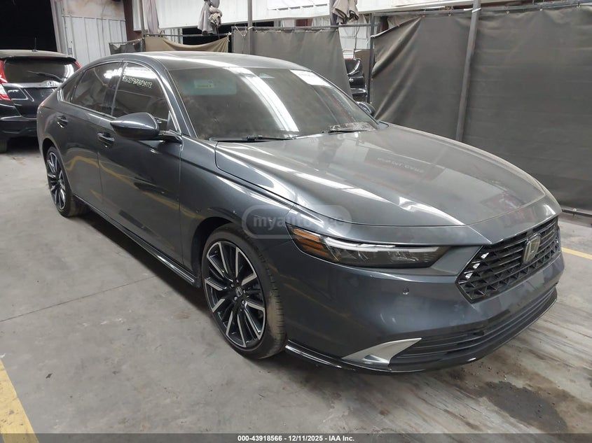 Honda Accord - фото 1