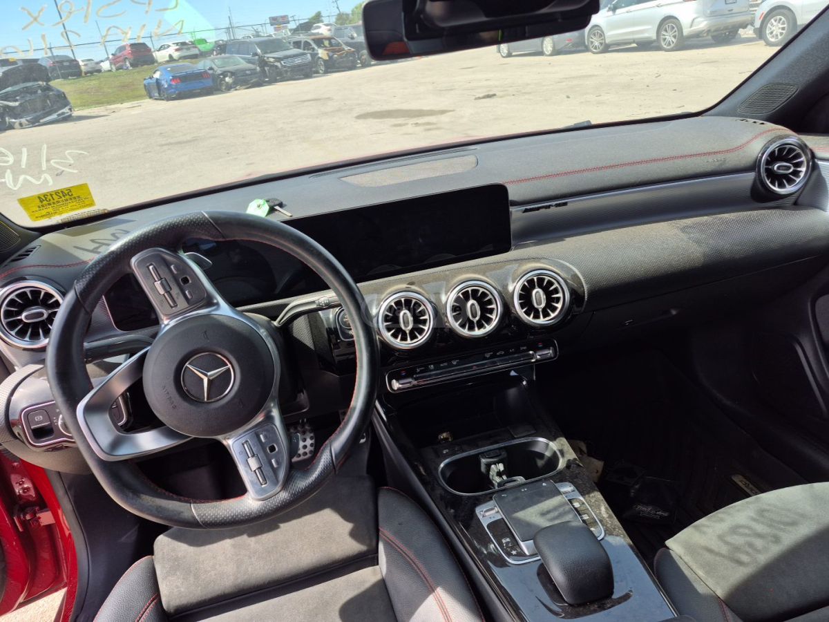 Mercedes-Benz CLA 250 - фото 6