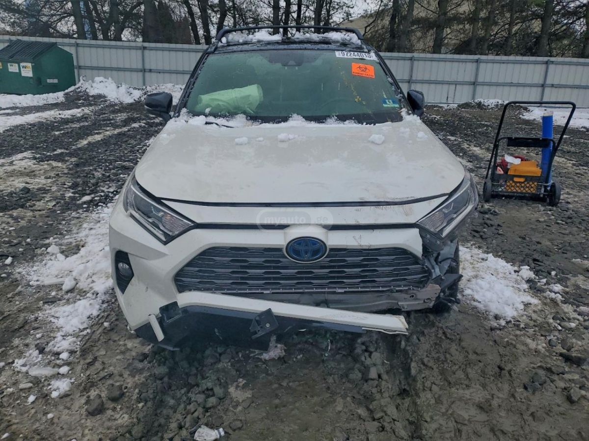 Toyota RAV 4 - фото 5