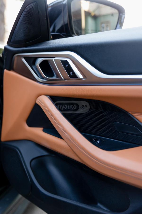 BMW eDrive35 4dr Rear-Wheel Drive — миниатюра 8