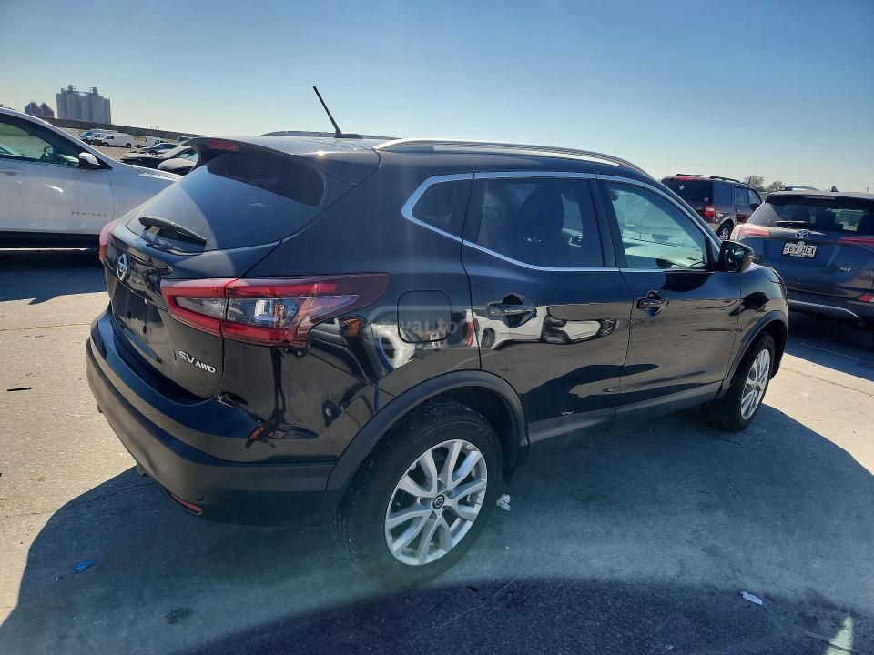 Nissan Rogue Sport S 2020 — миниатюра 3