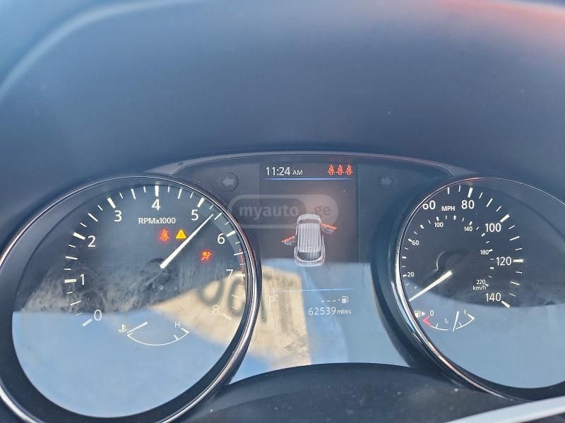 Nissan Rogue Sport S 2020 — миниатюра 9